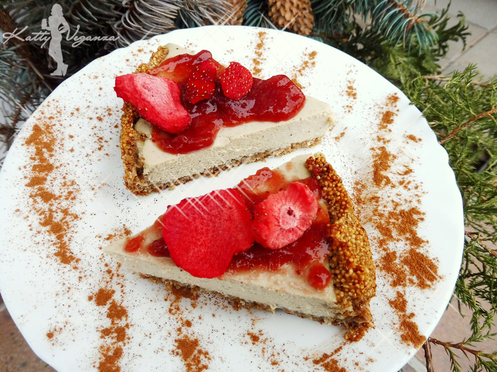 vanilkovy-cheesecake-s-jahodami